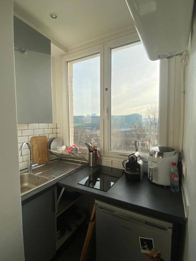 Appartement Ensoleille, Central Et Tout Equipe Avec Vue Tour Eiffel Et Pantheon Paris Bagian luar foto